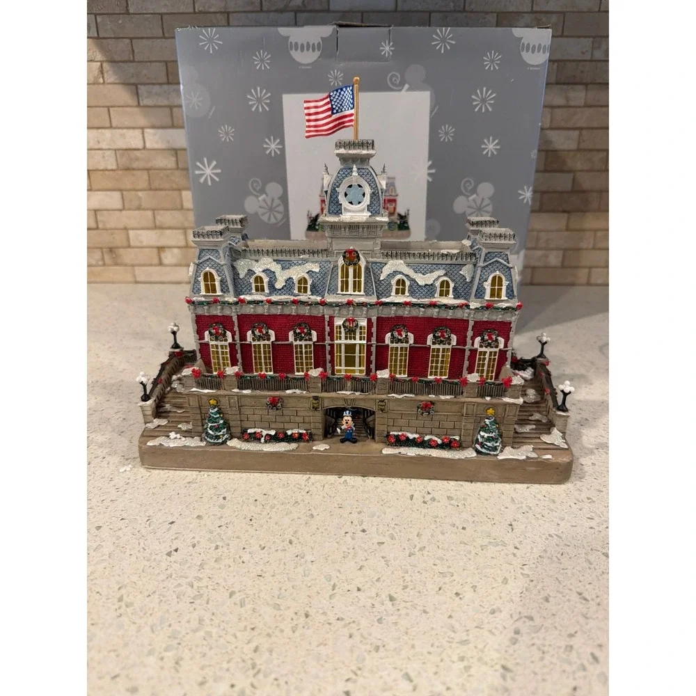 9261. Disney Christmas Train Station with Lights with box